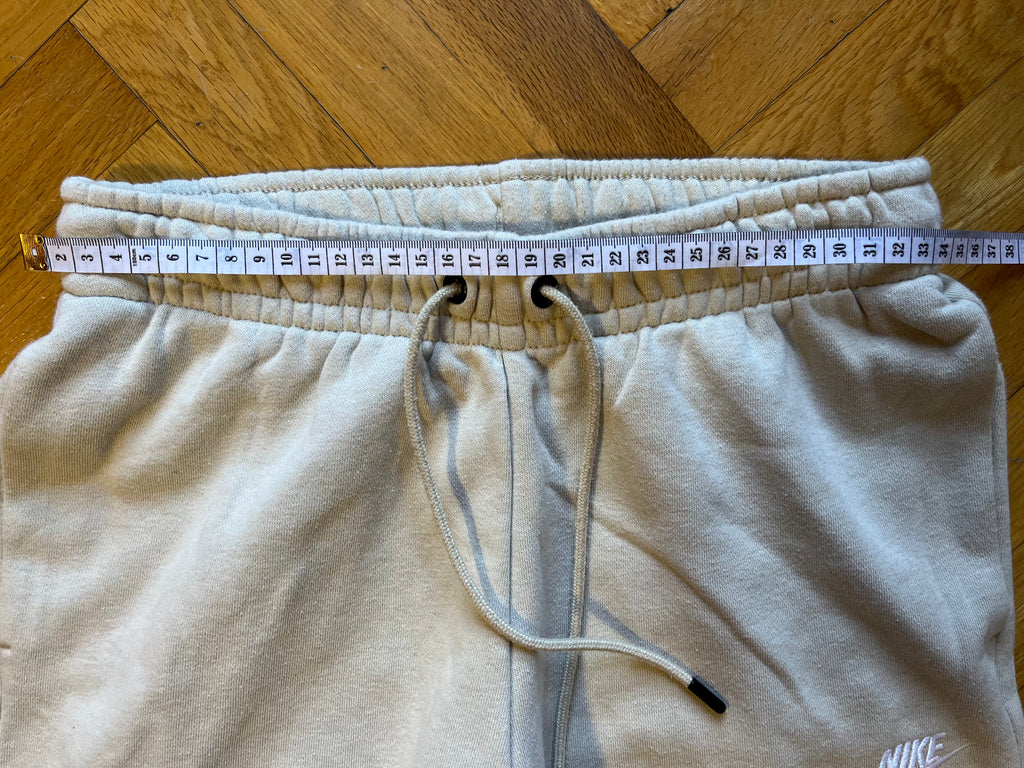Pantalón Nike Beige – Talla XS