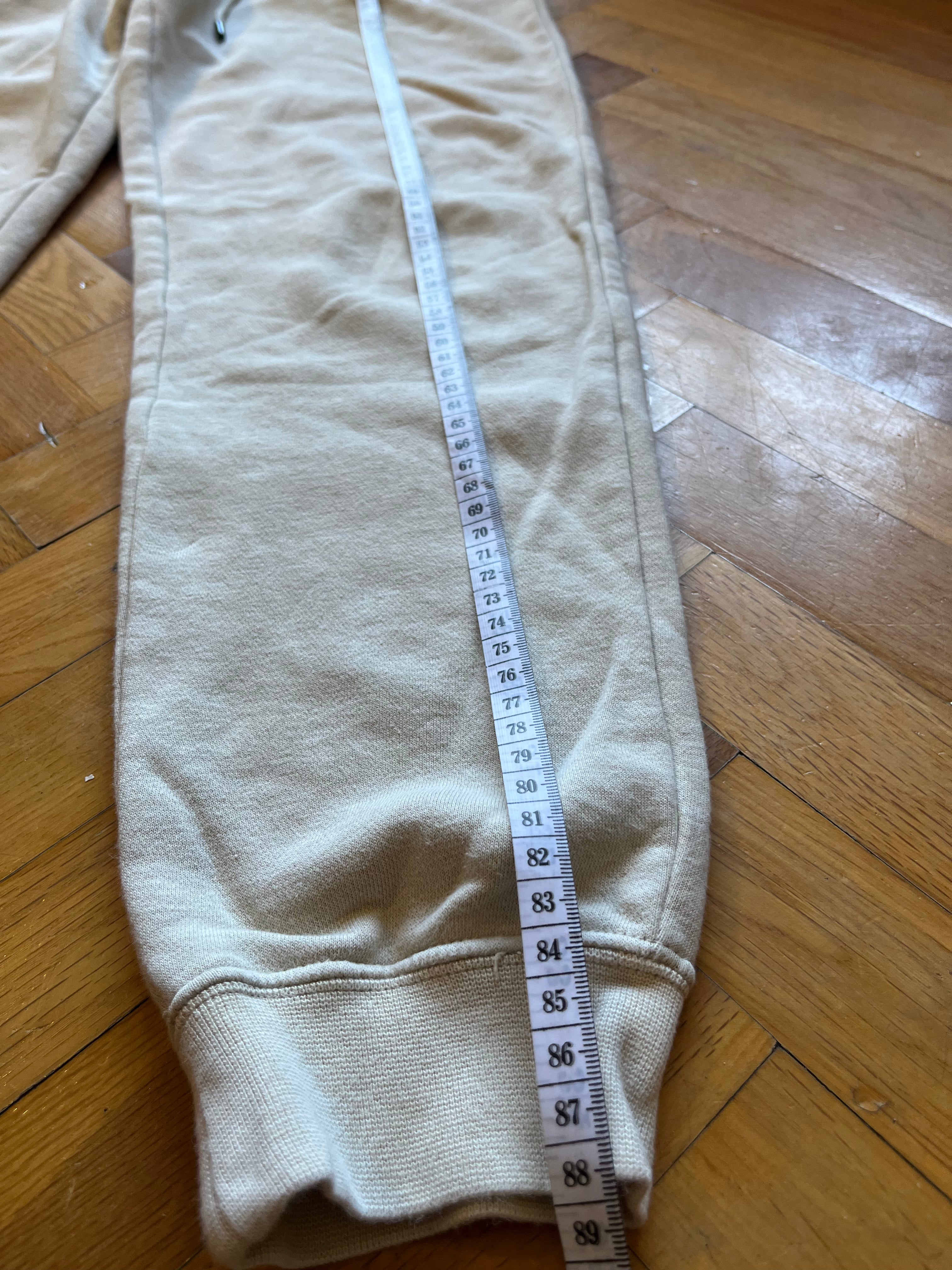 Pantalón Nike Beige – Talla XS